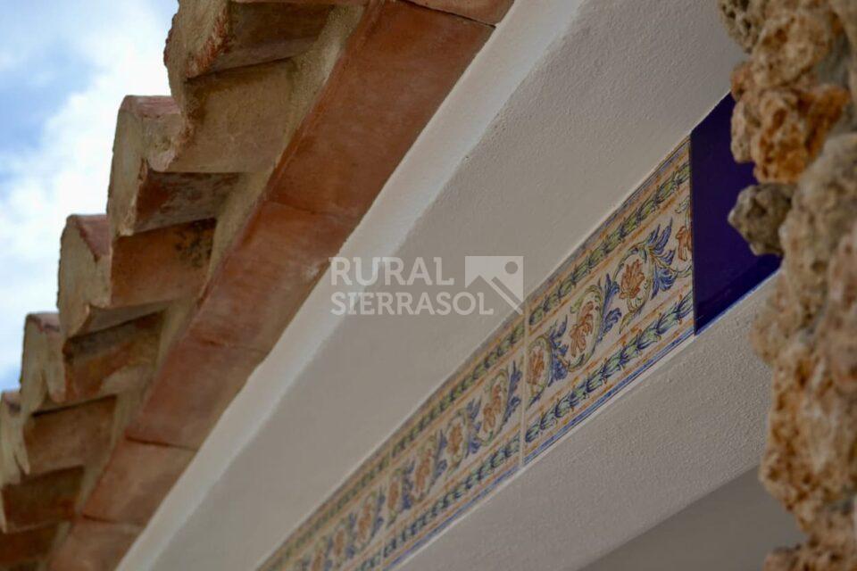 Tejado de casa rural en Periana (referencia 4100)