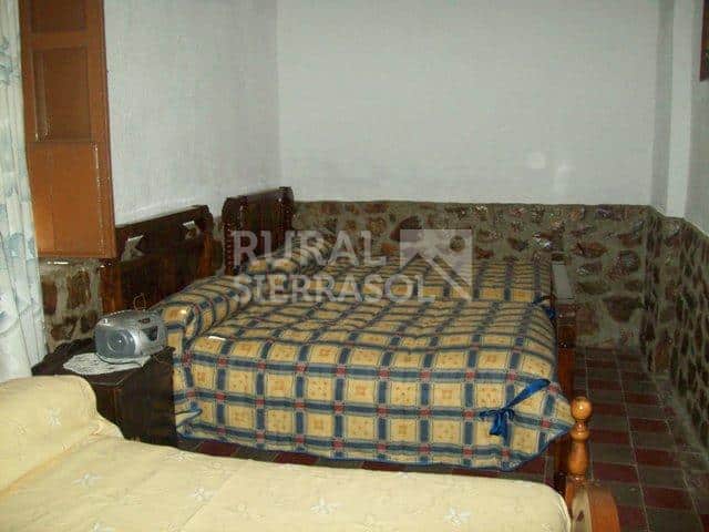 Tres camas de casa rural en Peñarroya-Pueblonuevo (Córdoba) referencia 4078