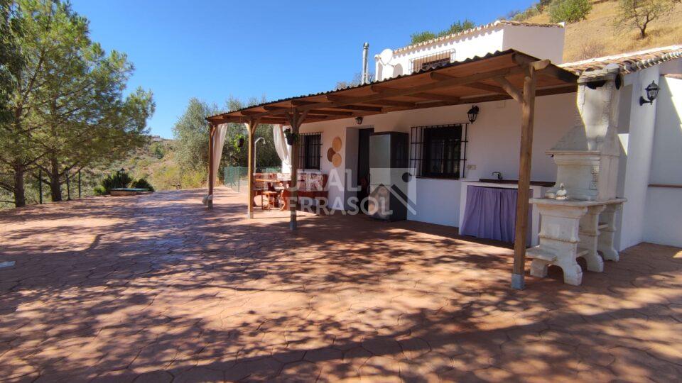 Exterior de casa rural en Comenar (Málaga) referencia 4101