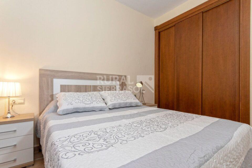 Cama de matrimonio de casa rural en Alcaucín (Málaga) referencia 4106