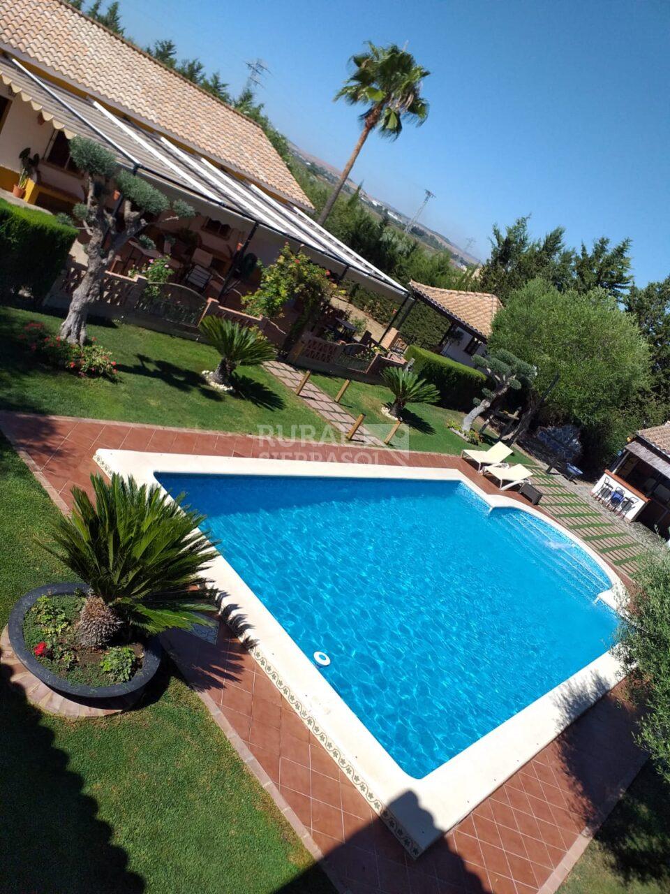 Piscina de día de casa rural en Villamartín (Cádiz) referencia 4092