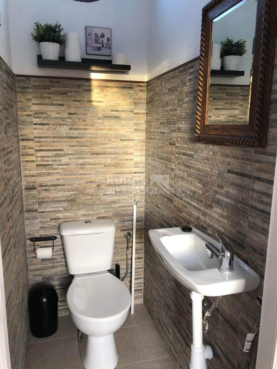 Baño pequeño de casa rural en Villamartín (Cádiz) referencia 4092