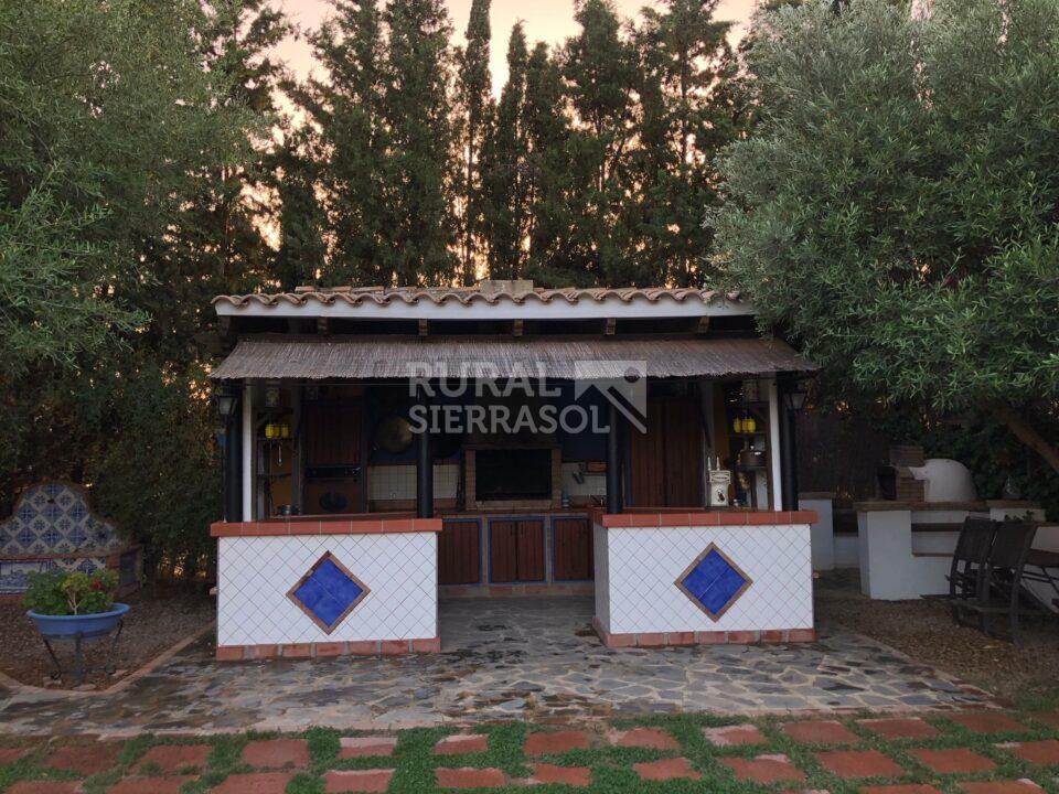Zona de barbacoa de casa rural en Villamartín (Cádiz) referencia 4092