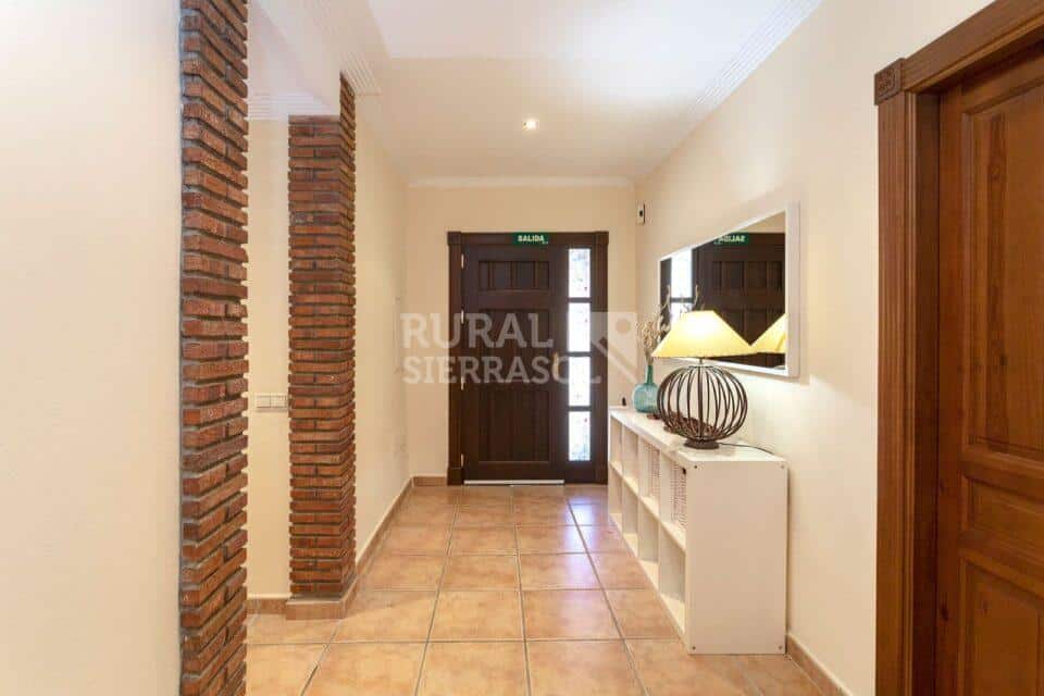 Puerta de casa rural en Alcaucín (Málaga) referencia 4106