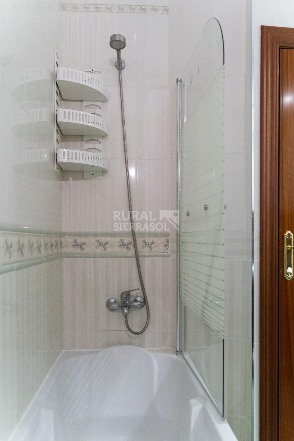 Ducha de casa rural en Cazorla (Jaén) referencia 4120