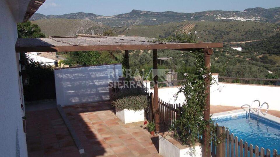 Exterior de casa rural en Algarinejo (Granada) referencia 0121