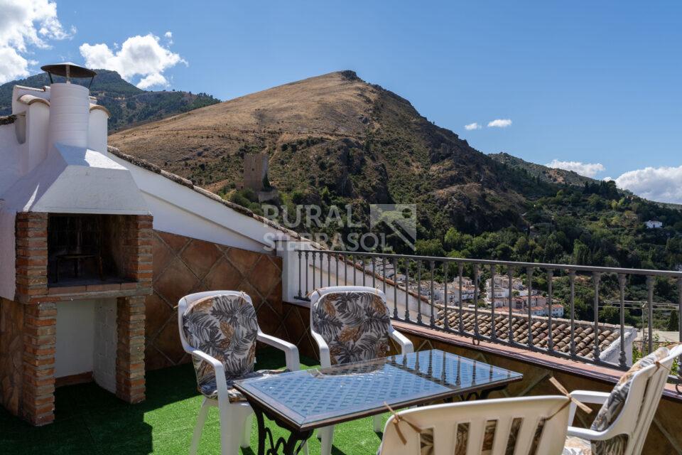 Terraza y barbacoa de casa rural en Cazorla (Jaén) referencia 4121