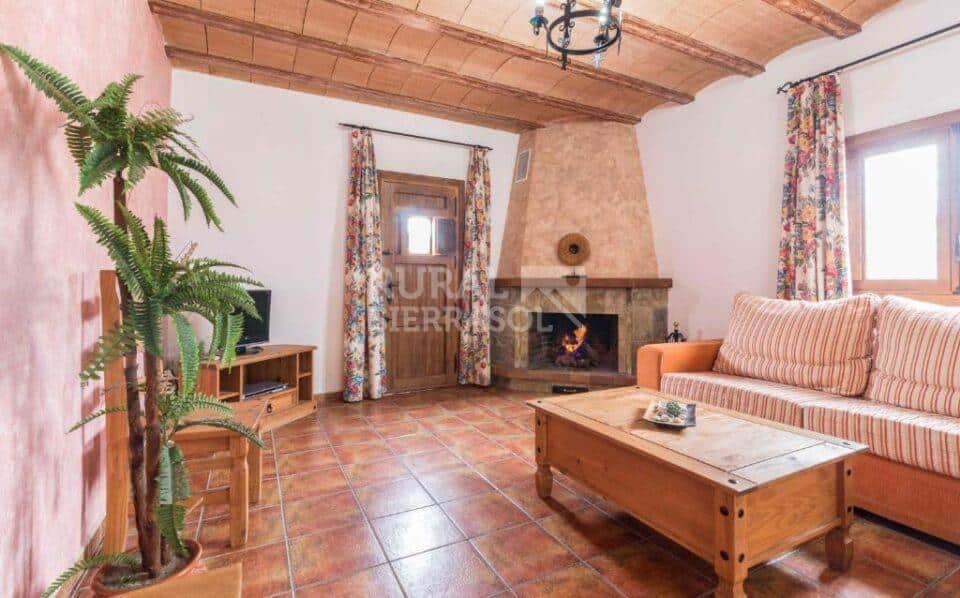 Chimenea de casa rural en Taberno (Almería) referencia 0800