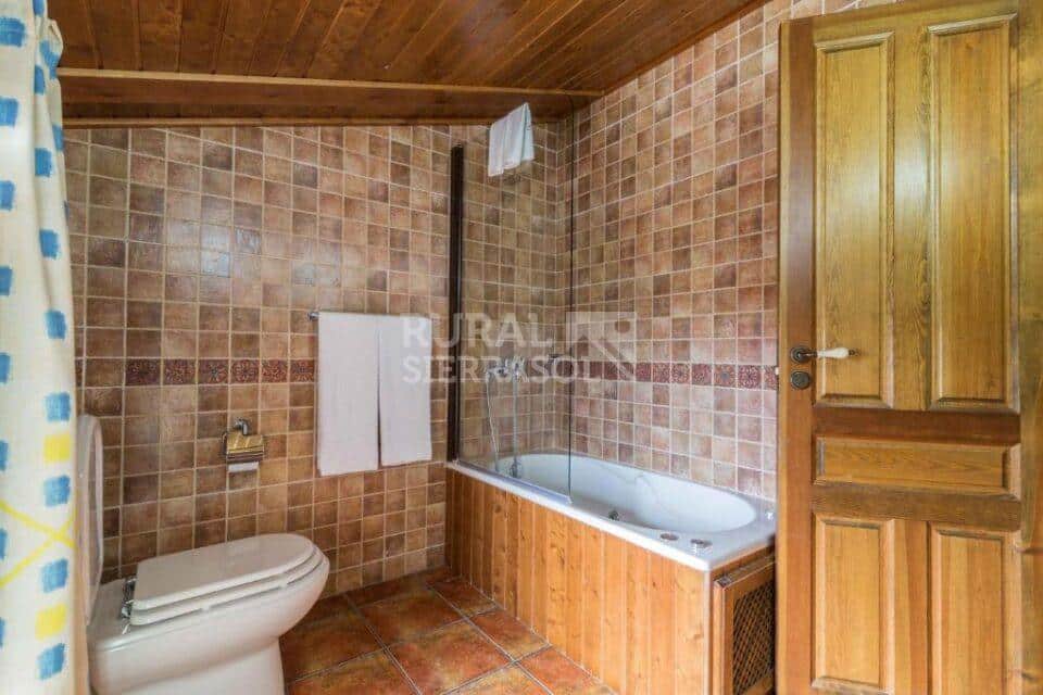 Bañera de casa rural en Taberno (Almería) referencia 0800