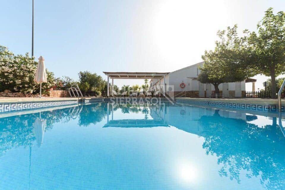Piscina completa de casa rural en Taberno (Almería) referencia 0800