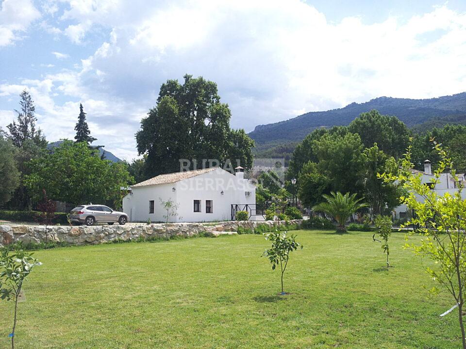 Vista de casa rural en El Bosque (Cádiz) referencia 0608