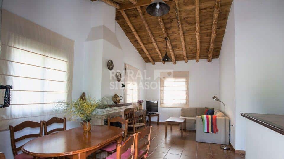 Comedor de casa rural en El Bosque (Cádiz) referencia 0608