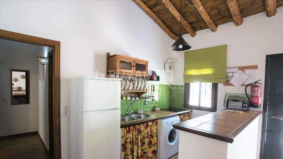 Cocina de casa rural en El Bosque (Cádiz) referencia 0608