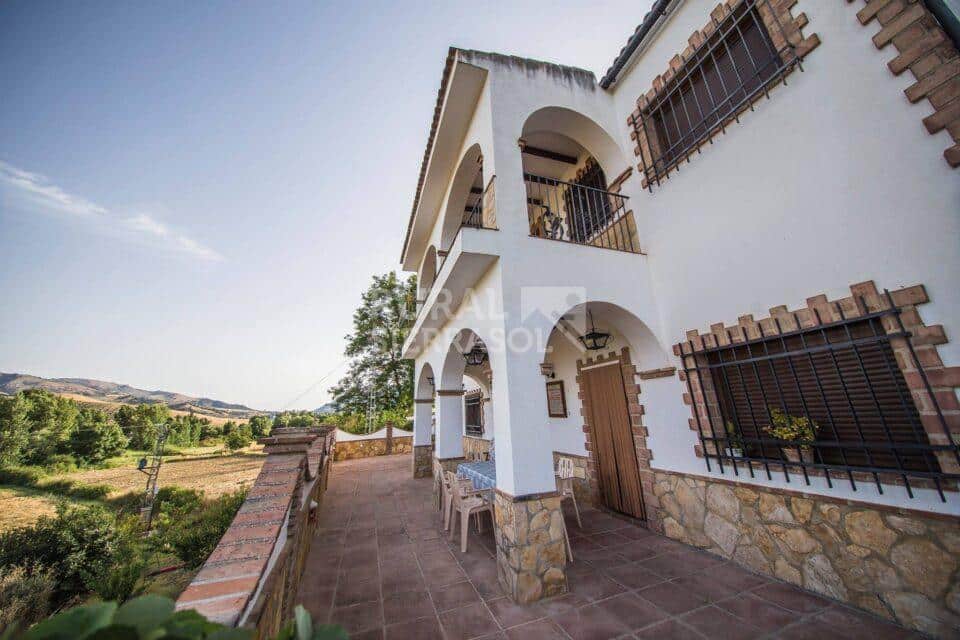 Portada de casa rural en Benaoján (Málaga) referencia 4118