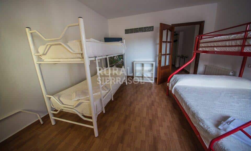 Habitación de literas de casa rural en Benaoján (Málaga) referencia 4118