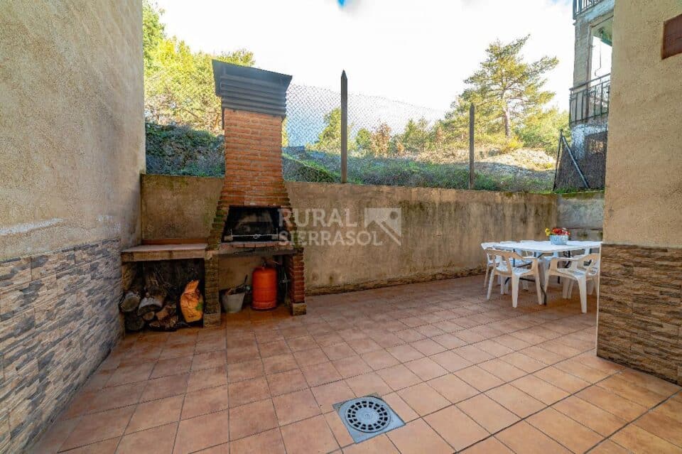 Magnífico Alojamiento Rural en Navaluenga, con chimenea y calefacción - Imagen 5