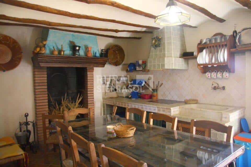 Comedor de casa rural en Freila (Granada) referencia 0220
