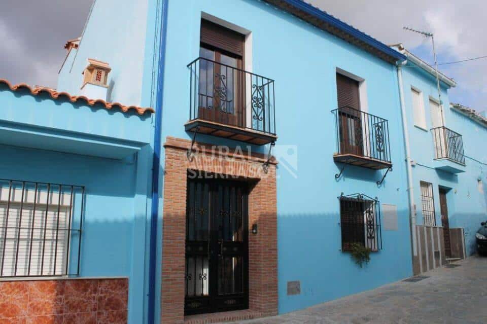 Fachada de casa rural en Júzcar (Málaga) referencia 3539
