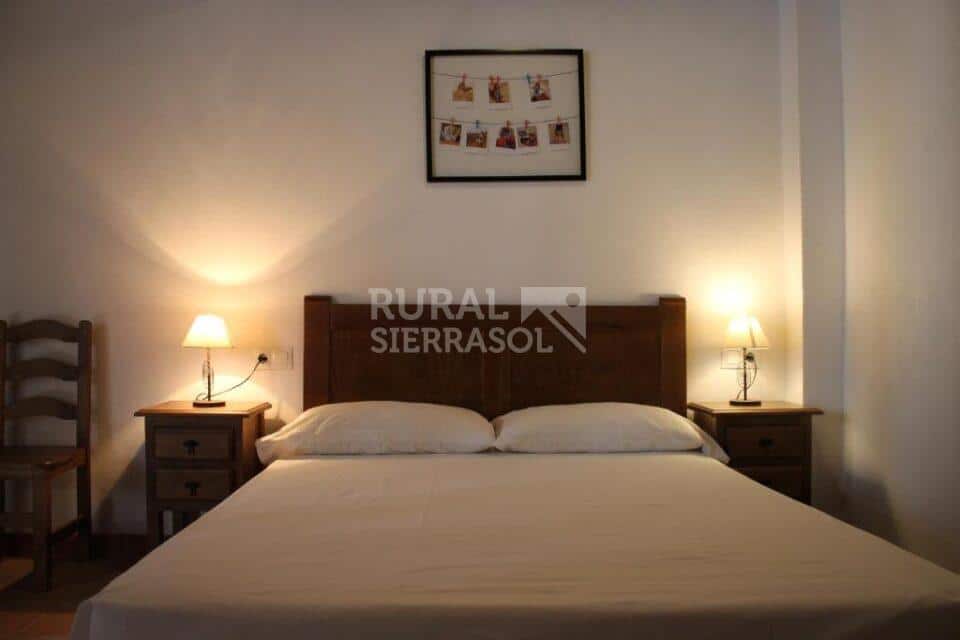 Cama de casa rural en Júzcar (Málaga) referencia 3539