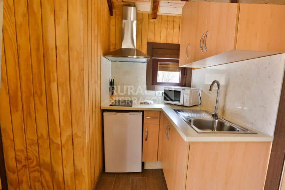 Cocina de casa rural en Arroyo Frío (La Iruela, Jaén) referencia 4114