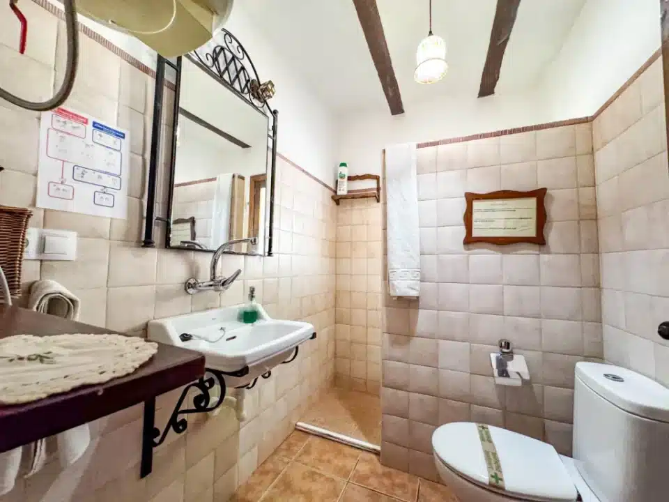 Coqueta Casa Rural en Freila, con chimenea, calefacción y wi-fi - Imagen 19