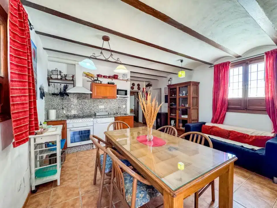 Coqueta Casa Rural en Freila, con chimenea, calefacción y wi-fi - Imagen 13