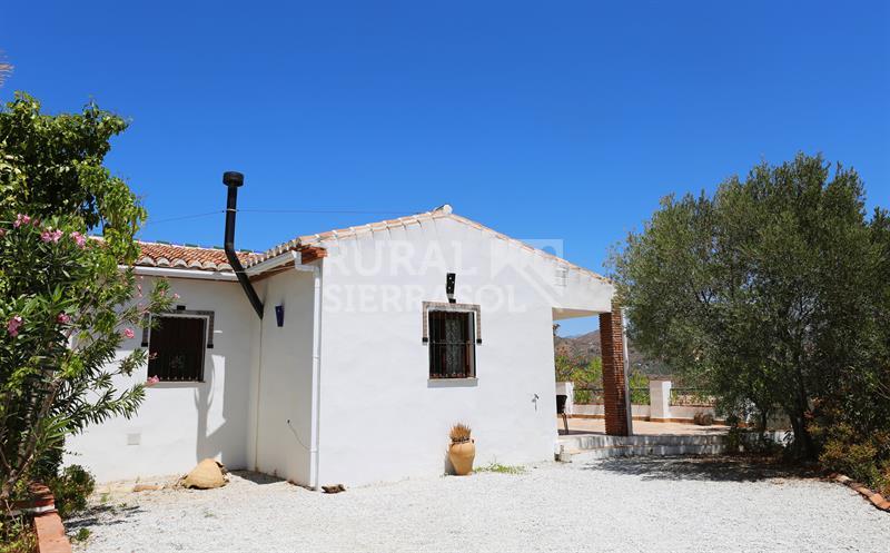 Lado de casa rural en Cútar (Málaga) referencia 4126