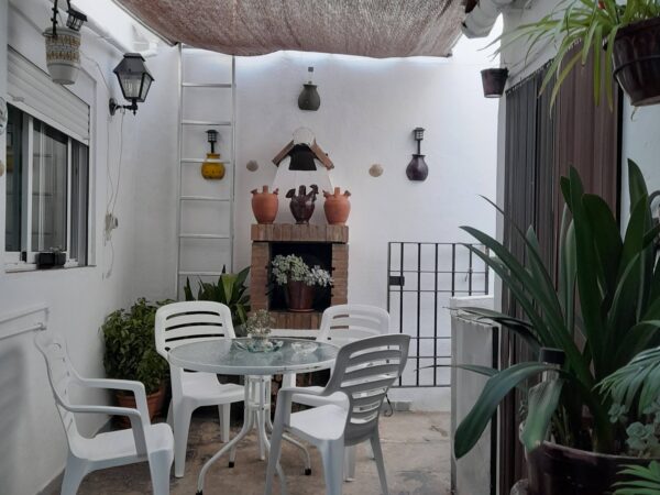 Patio de casa rural en Encinasola (Huelva) referencia 4128