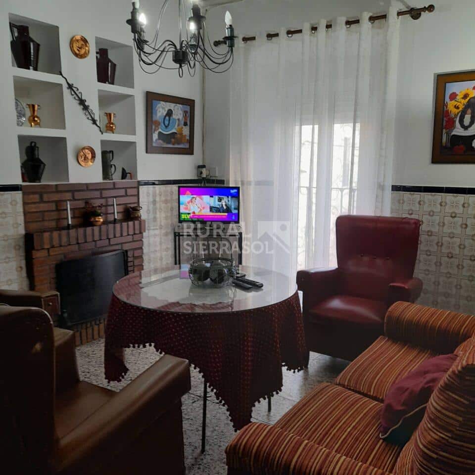 Salón de casa rural en Encinasola (Huelva) referencia 4128