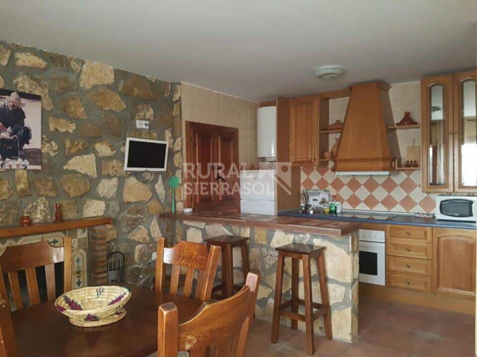 Fantástico Alojamiento Rural en Castril de la Peña con chimenea, barbacoa y wifi - Imagen 10