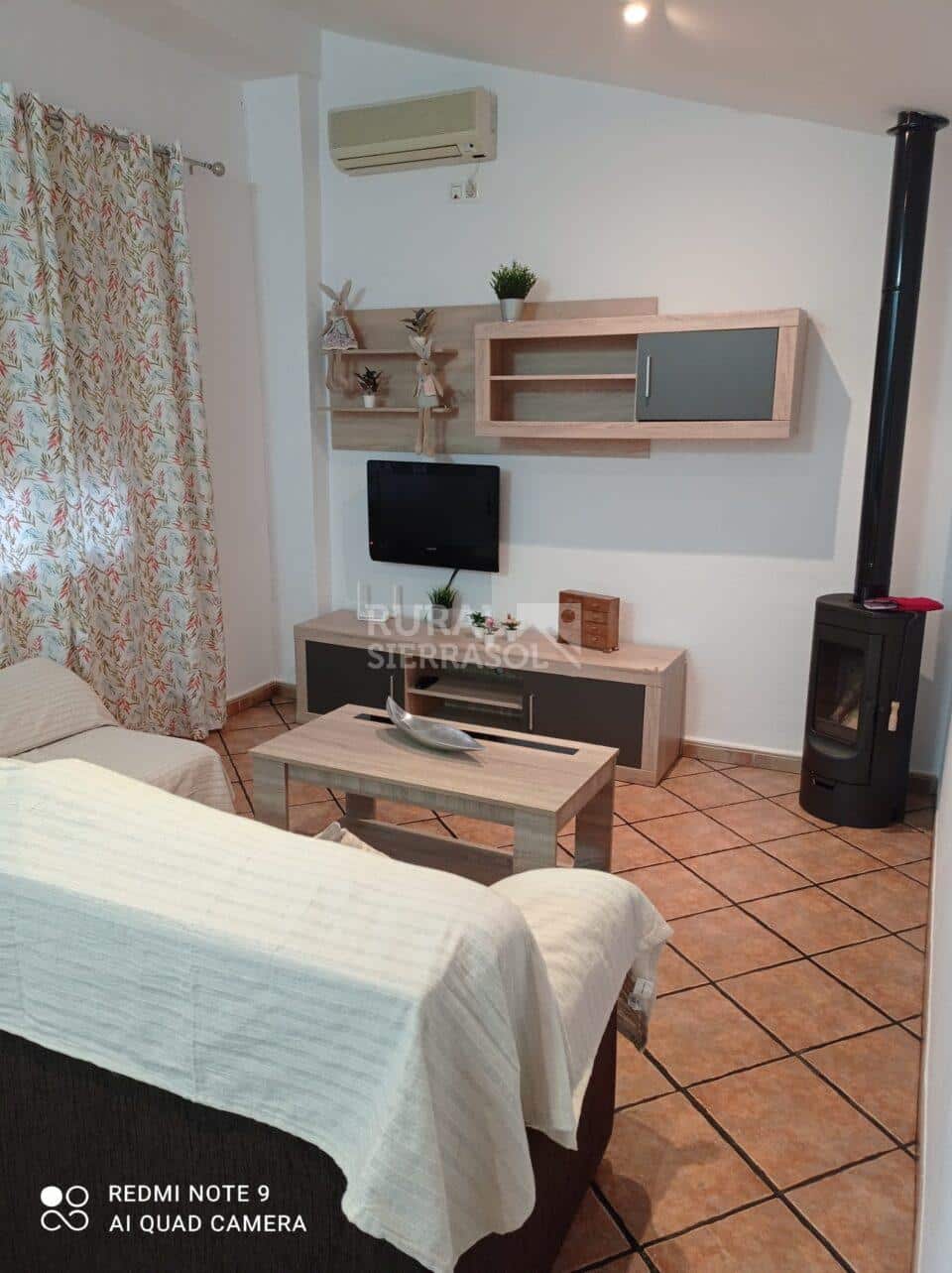 Salón completo de casa rural en Algodonales Cádiz) referencia 4133
