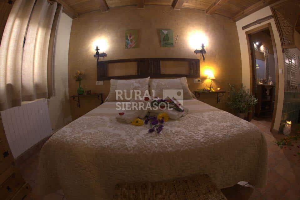 Formidable alojamiento rural en Hinojares con bañera hidromasaje - Imagen 11