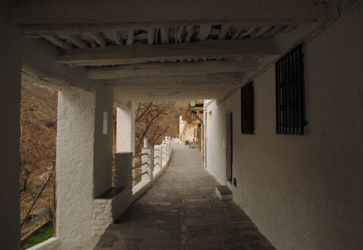 Paseo Federico García Lorca de Pampaneira, un paseo poético