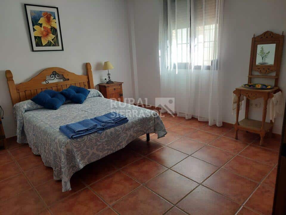 Casa Rural en Sedella, con piscina, barbacoa y bañera hidromasaje - Imagen 17