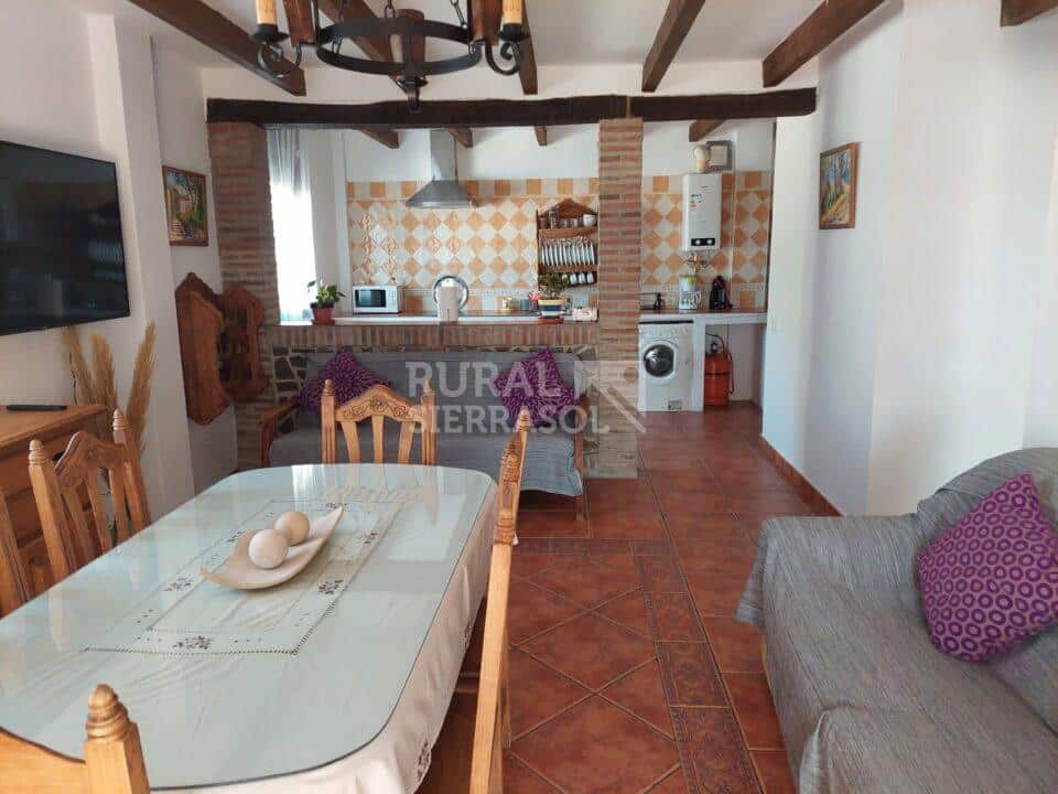 Casa Rural en Sedella, con piscina, barbacoa y bañera hidromasaje - Imagen 18