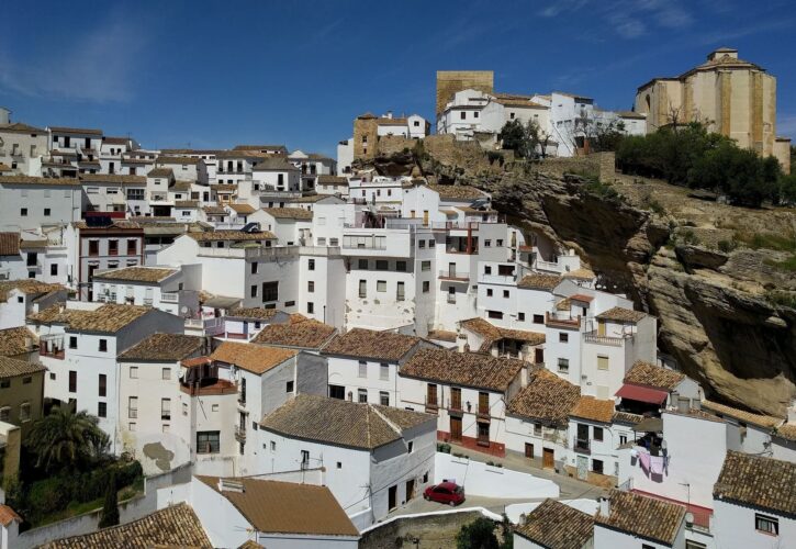 5 miradores de Setenil de las Bodegas para apreciar su belleza