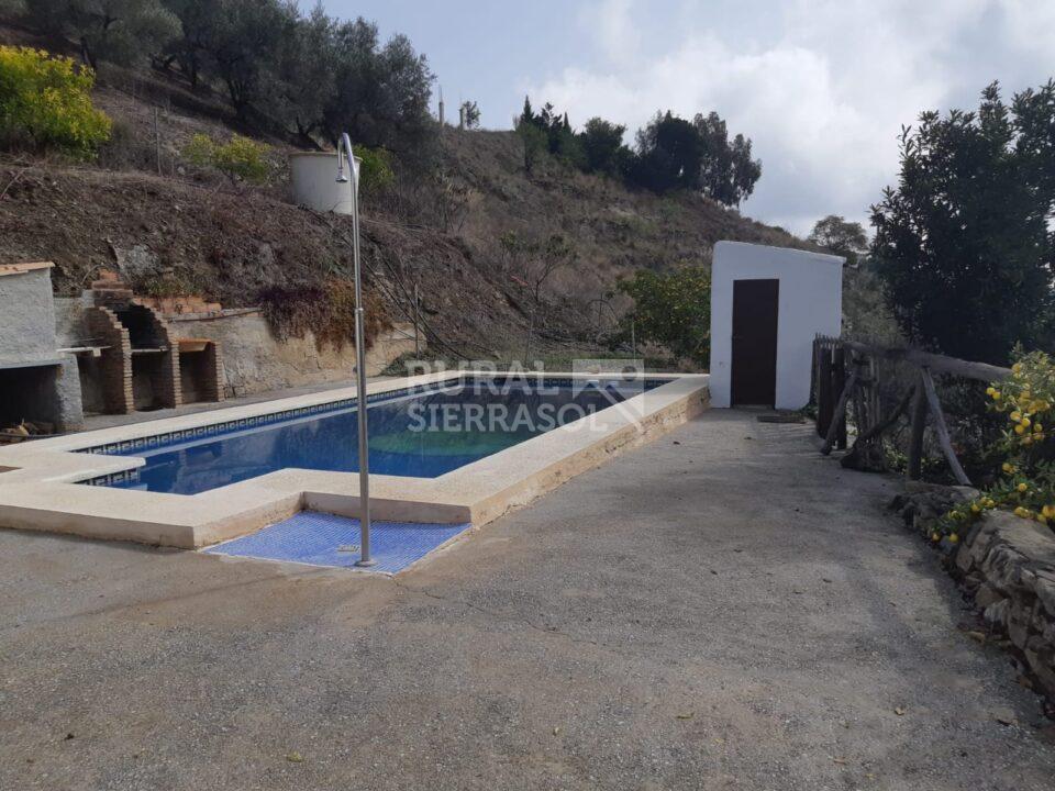 Piscina de Casa rural en Cómpeta (Málaga)-1280