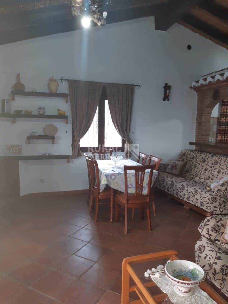 Salón con sofás de Casa rural en Cómpeta (Málaga)-1280