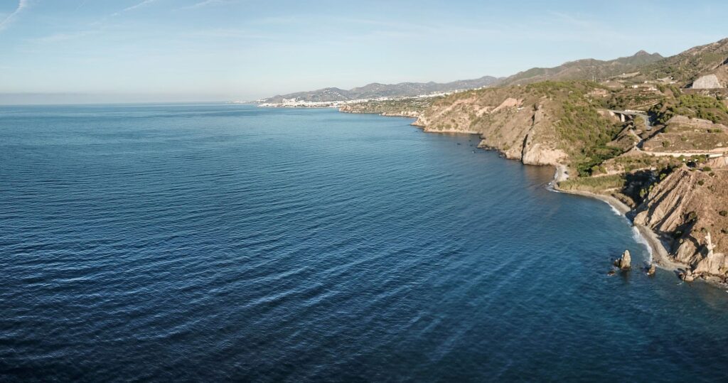 Vista de los Acantilados de Maro