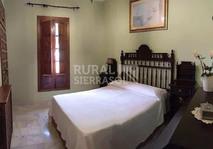 Dormitorio de matrimonio de Casa rural en Arriate (Málaga)-4139