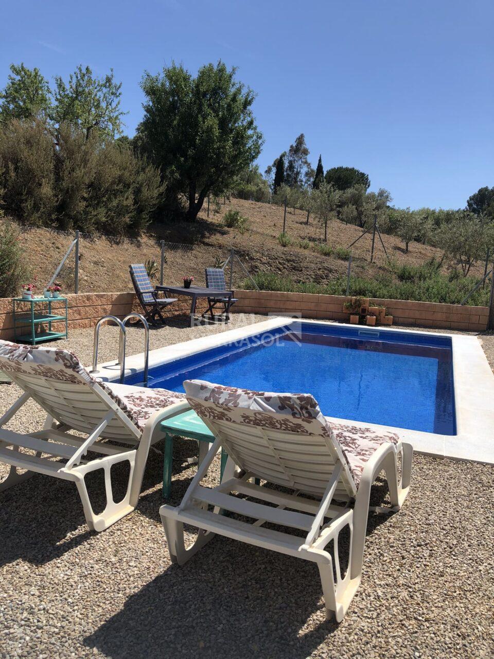 Piscina de Casa rural en Riogordo (Málaga)-4143