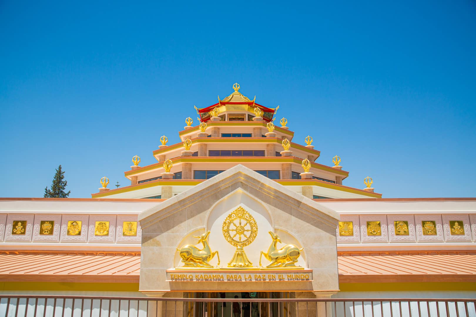 Templo Kadampa para la Paz en el Mundo de Alhaurín el Grande - Rural Sierra Sol