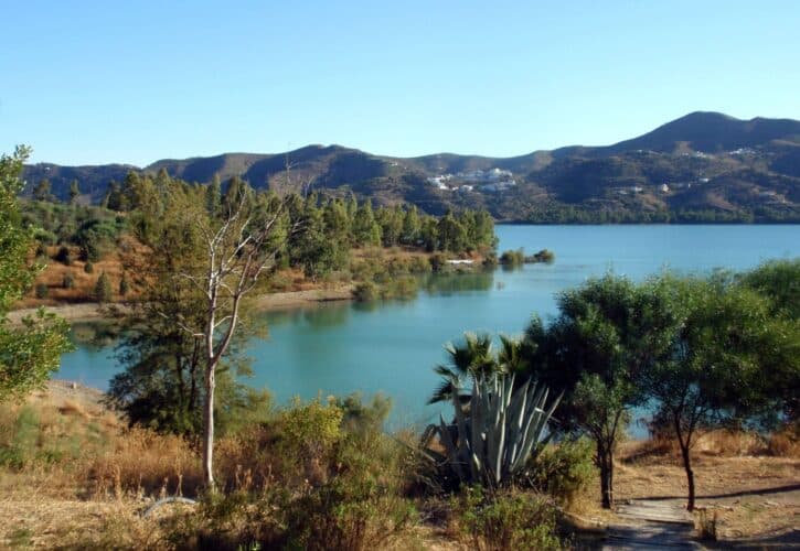 3 Rutas de senderismo en Viñuela