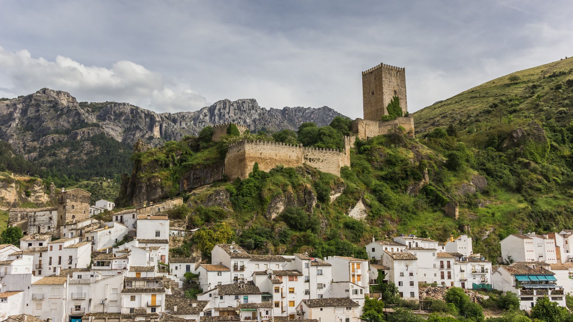 Pueblo de Cazorla y Castillo de la Yedra-Rural Sierra Sol